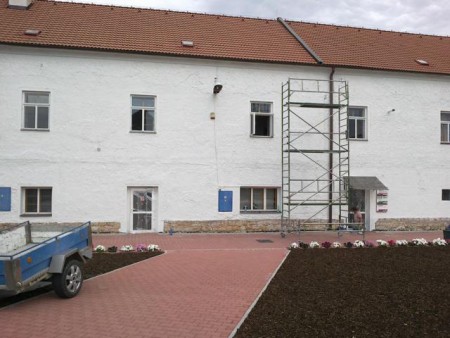 nastřik fasády Auto Trotina